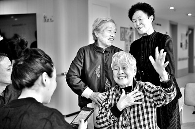 打开消费账本看银发经济含“金”量(图1)