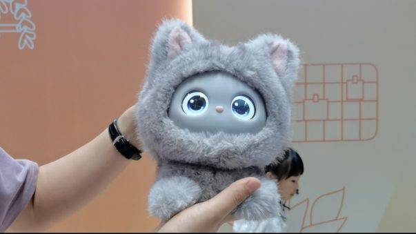 实探中兴AI家庭“四大件”：“网算屏体”将带来怎样的智能居家体验？(图2)