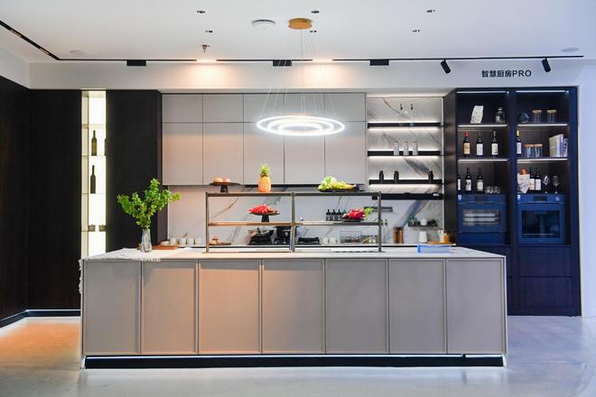 “人工智能+”：三翼鸟智博会展示8大AI场景(图3)