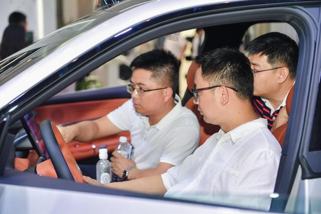 “人工智能+”：三翼鸟智博会展示8大AI场景(图4)