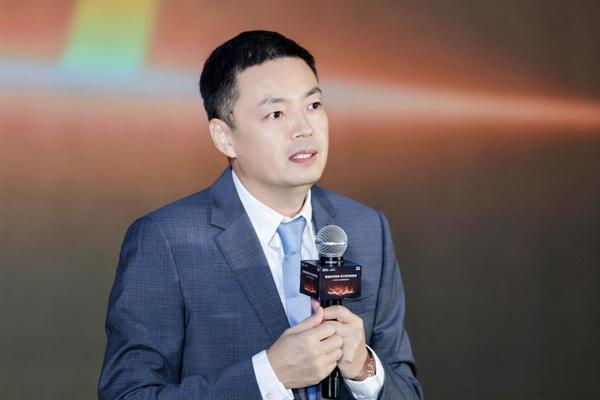 舒福德智能床S500新品发布：舰载睡眠智能体呵护全家睡眠健康管理 以科技创新“再次发明床”(图4)