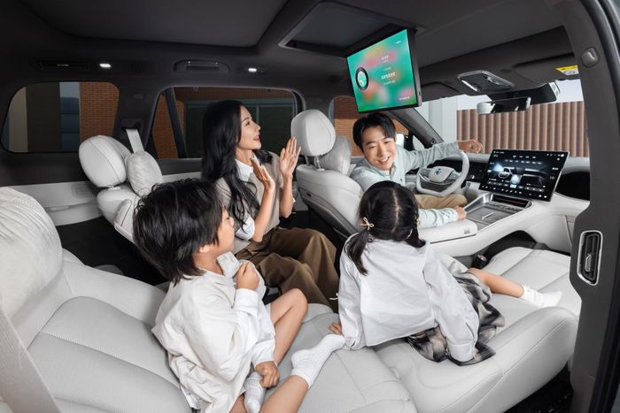 智能座舱不是主驾专属！看腾势N8L如何以智能满足全家诉求(图4)