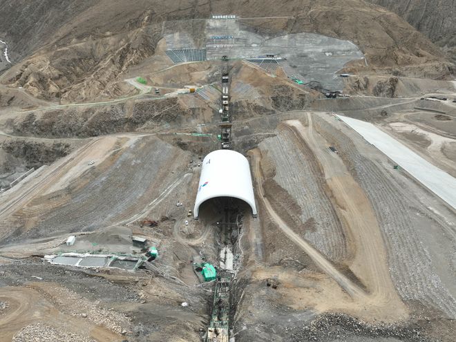 中成空间：以创新气膜技术构筑绿色智能大空间解决方案(图1)