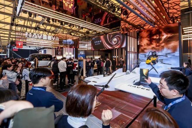 从智能出行到智能家电探路生态携空间全栈产品矩阵亮相AWE(图3)